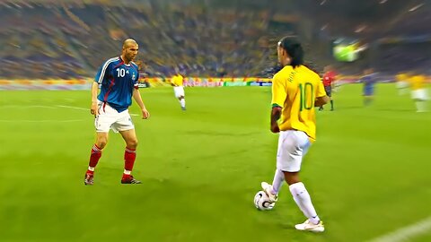 Ronaldinho Gaucho ● Moments Impossible To Forget