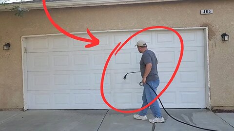 The NEW garage door holiday DIY idea everyone's obsessed with!