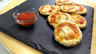 Small pizzas ready in 10 minutes without rising !!!