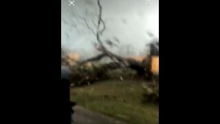 Unbelievable ... 2 Men Trapped In A Tornado