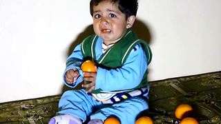 Check epic facial expression of kid after Acidulous Taste of Cort of Orange