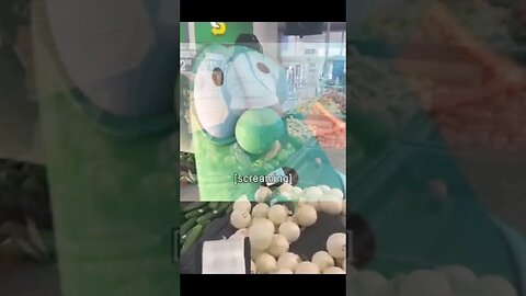 Lizzo traumatizing VeggieTales; another day at Walmart #nonsense #zoobox #lizzo #twitterquotes