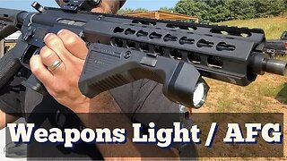New Weapons Light / AFG Olight SIGURD