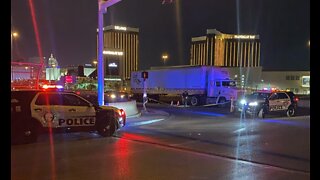 Vegas PD: Homicide investigation underway near Russell, I-15