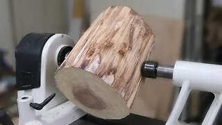 Wood Turning - Log to Natural Edge Bowl