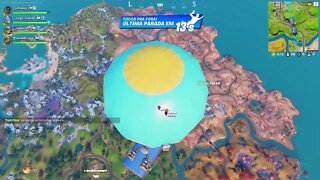 Essa garra me ajudou a trazer TODO O SQUAD de volta! - Fortnite gameplay