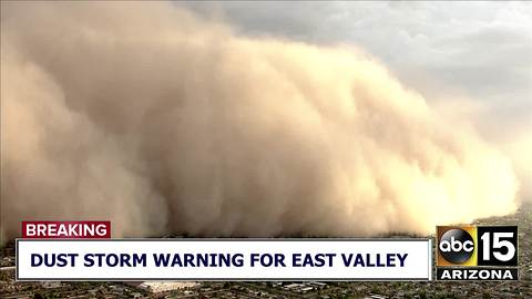 Arizona dust storm: Massive wall of dust hits Phoenix