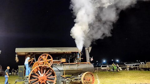 Steam Powered Tractor + Horn