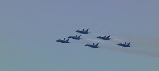 Thunderbirds and Blue Angels fly over NYC