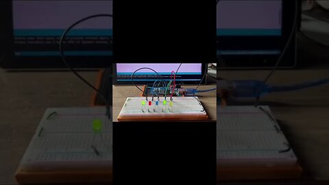 A basic 5-bit counter #coded on an #Arduino. #shorts