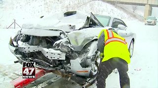 3 hurt on I-96 pileup involving over 40 vehicles