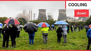 Demolition of four cooling towers at a record-breaking power station