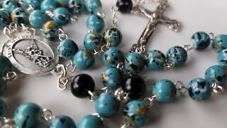 Pray the Rosary Live #121 - Glorious Mysteries