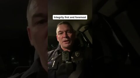 American police officers message to Canadain 🇨🇦 police re: TRUCKER CONVOY