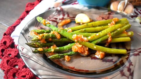 Oven Baked Asparagus Tips With Homemade Garlic Dip | Granny's Kitchen Recipes | Sparanghel la cuptor