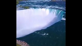 On the border of the USA and Canada, between lakes Erie and Ontario 2...