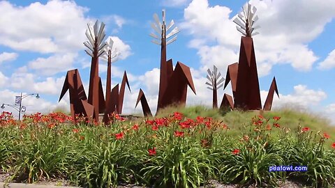 Corn Sculpture Roundabout, Marion, Ia. Travel USA, Mr. Peacock & Friends, Hidden Treasures