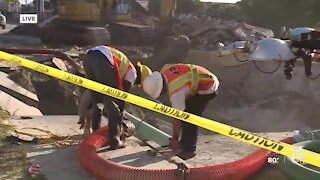 Crews work to repair major water main break in West Palm Beach