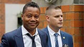 Cuba Gooding Jr. turns himself in to police