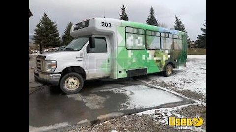 2016 28' Ford E-450 XL Super Duty Shuttle Bus with Wheelchair Lift for Sale in Wyoming