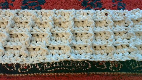 Right handed Scrubbing Waffle Crochet Dishcloth. Beginner friendly tutorial.