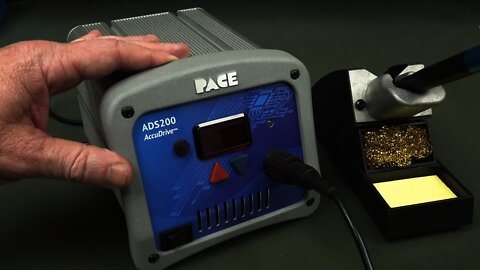 EEVblog #1106 - Pace ADS200 Soldering Station Review (JBC Killer?)