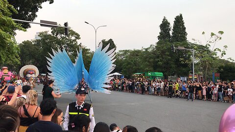 Carnival Festival Hanoi Hoan Keim