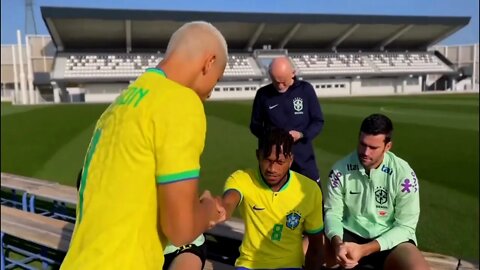 'This seat is for Neymar!' | Richarlison's joke argument with Fred goes viral