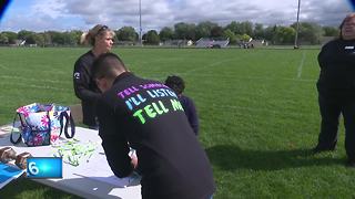 Local students and non-profit raise awareness for mental health