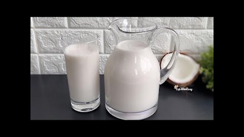 HOW TO MAKE COCONUT MILK