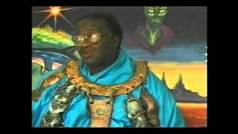 O Xamã Africano Credo Mutwa relata contato com greys e reptlianos!