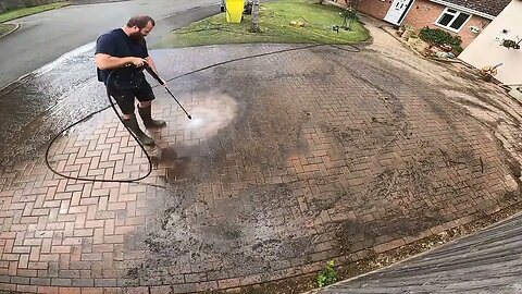 "Clean Your Driveway" CRUEL NEIGHBOURS Verbally Attacked My Vulnerable Customer Before Moving Away!