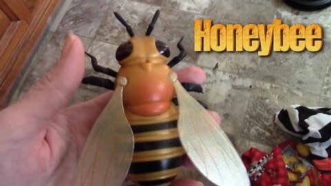 ZF Best Fun Toys RC Honeybee! 🐝