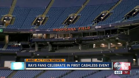 Rays fans celebrate at Tropicana during first cashless event