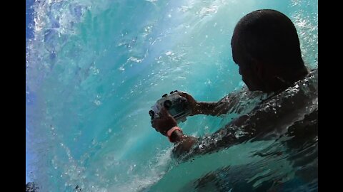 Wave Photography 🌊 Getting That Perfect Shot Without Getting Smashed
