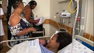 SOUTH AFRICA - Cape Town - First New Year baby in the Western Cape(Video) (feq)
