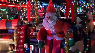 Spectacular Christmas Lights Golf Cart Parade (400+ Golf Carts)
