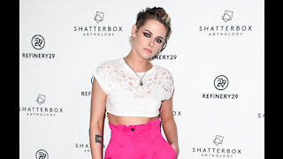 Kristen Stewart: I feel pressure to represent the LGBTQ community