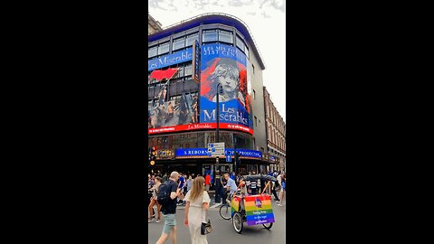 Exploring the Vibrant Streets of London: Oxford Street, Chinatown, and Soho | 2023 Virtual Tour