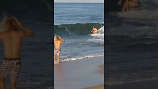 2 WAVES Vs. 2 SKIMBOARDERS