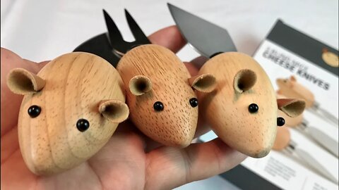 Kikkerland Wooden Mouse Cheese Knives Review