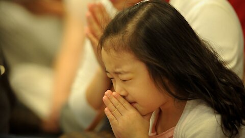 Mom Moment : Praying for Your Children