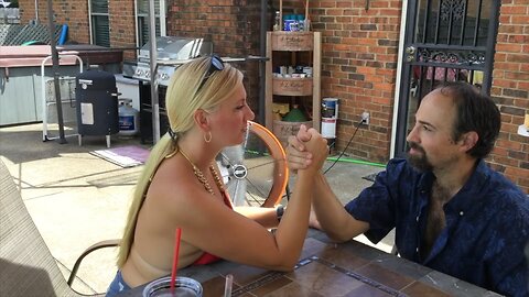 Mixed Arm Wrestling - Char vs Louis - Aug 2018