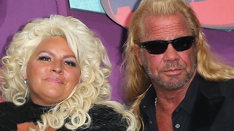 Cancer Battle Drives Bounty Hunter Beth Chapman Into Medically-Induced Coma