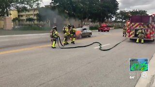 Vehicle fire extinguished in Boca Raton