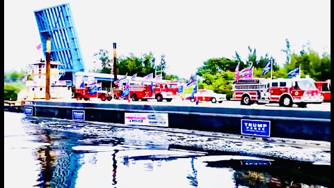 🇺🇸 Fire and Police - TRUMP BARGE 2020 - SOUTH FLORIDA (October 2020) 🇺🇸