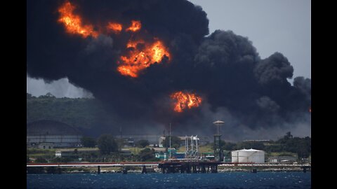 Lightning Sparks Massive Fire in Cuban Oil Tanks.