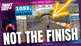 I WASN'T EXPECTING THAT! 2 Laps Downtown Dolphin Zwift Race