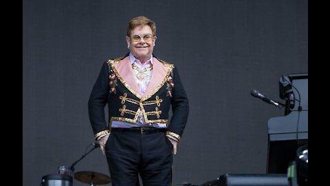 Sir Elton John looking to settle ex-wife's lawsuit out of court