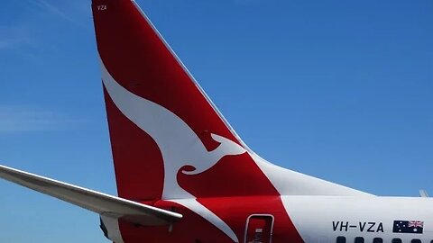 [QF732] Qantas Domestic Experience - Adelaide to Sydney B737-800